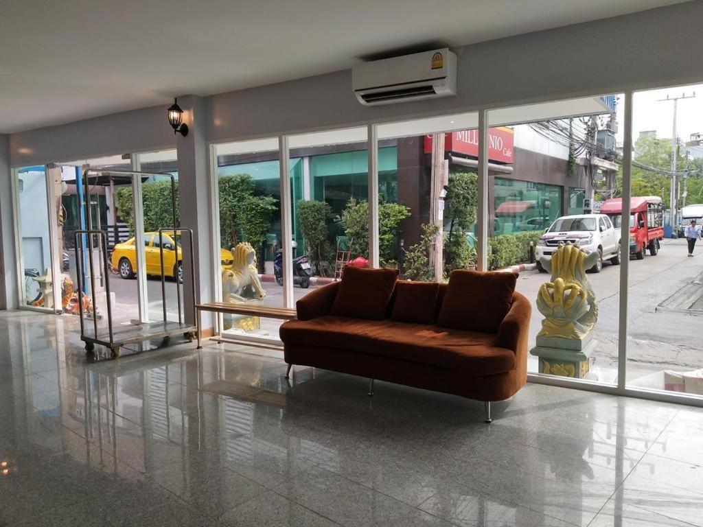 Bird Room Hotel - Pratunam Bangkok Esterno foto