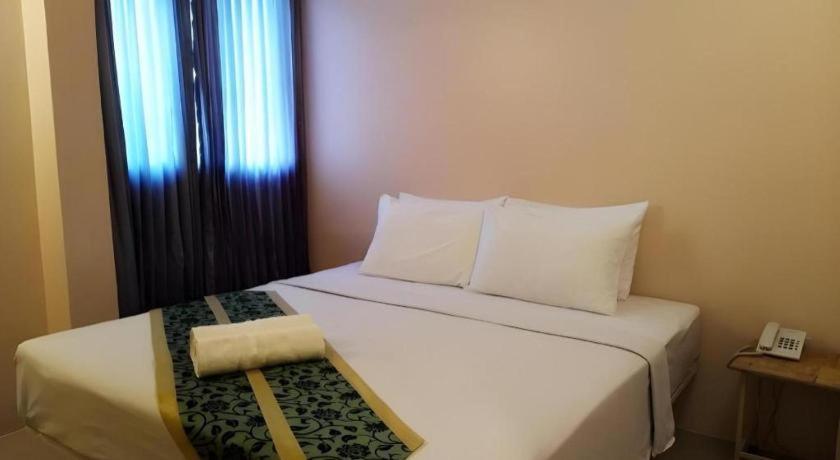 Bird Room Hotel - Pratunam Bangkok Esterno foto