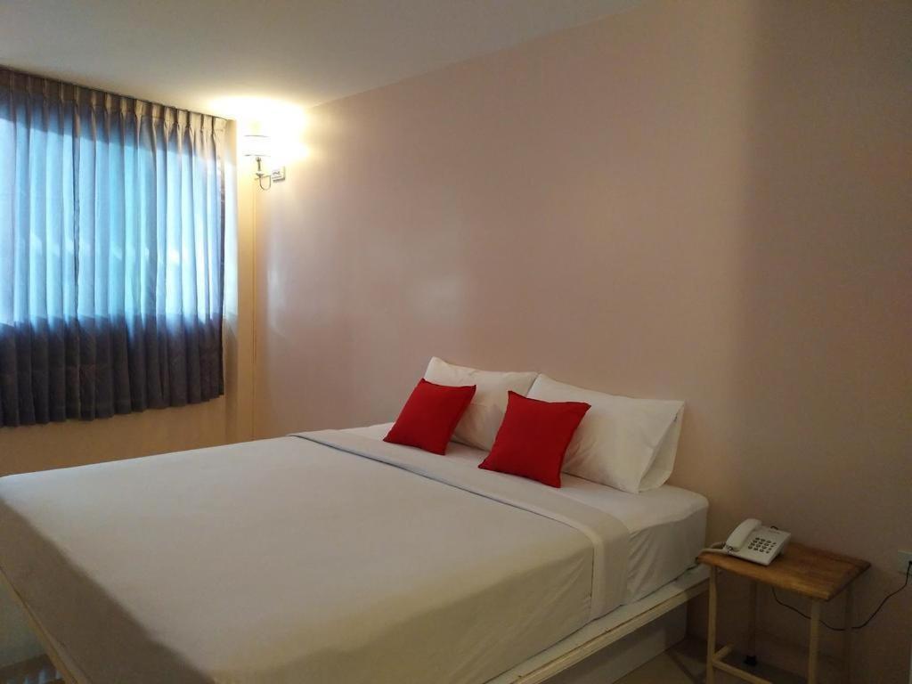 Bird Room Hotel - Pratunam Bangkok Esterno foto