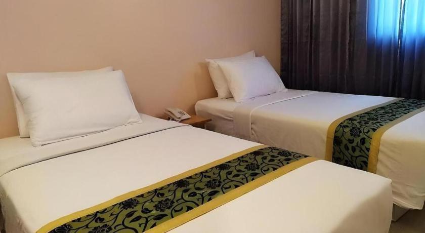 Bird Room Hotel - Pratunam Bangkok Esterno foto
